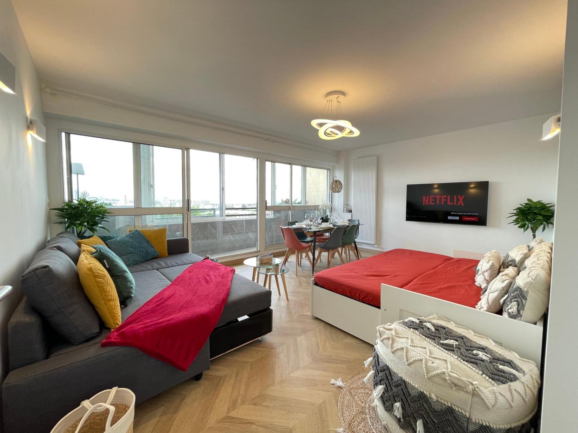 Paris Pantin Magnifique Appartement 4 Pieces De 108M2 Avec 2 Parking Interieur - Tres Cosy Pour 1 A 12 Personnes - Entierement Refait A Neuf Entire Apartment Luxurious And Warm - Pantin Paris 19 Eme Free Wifi Gratuit Eksteriør bilde