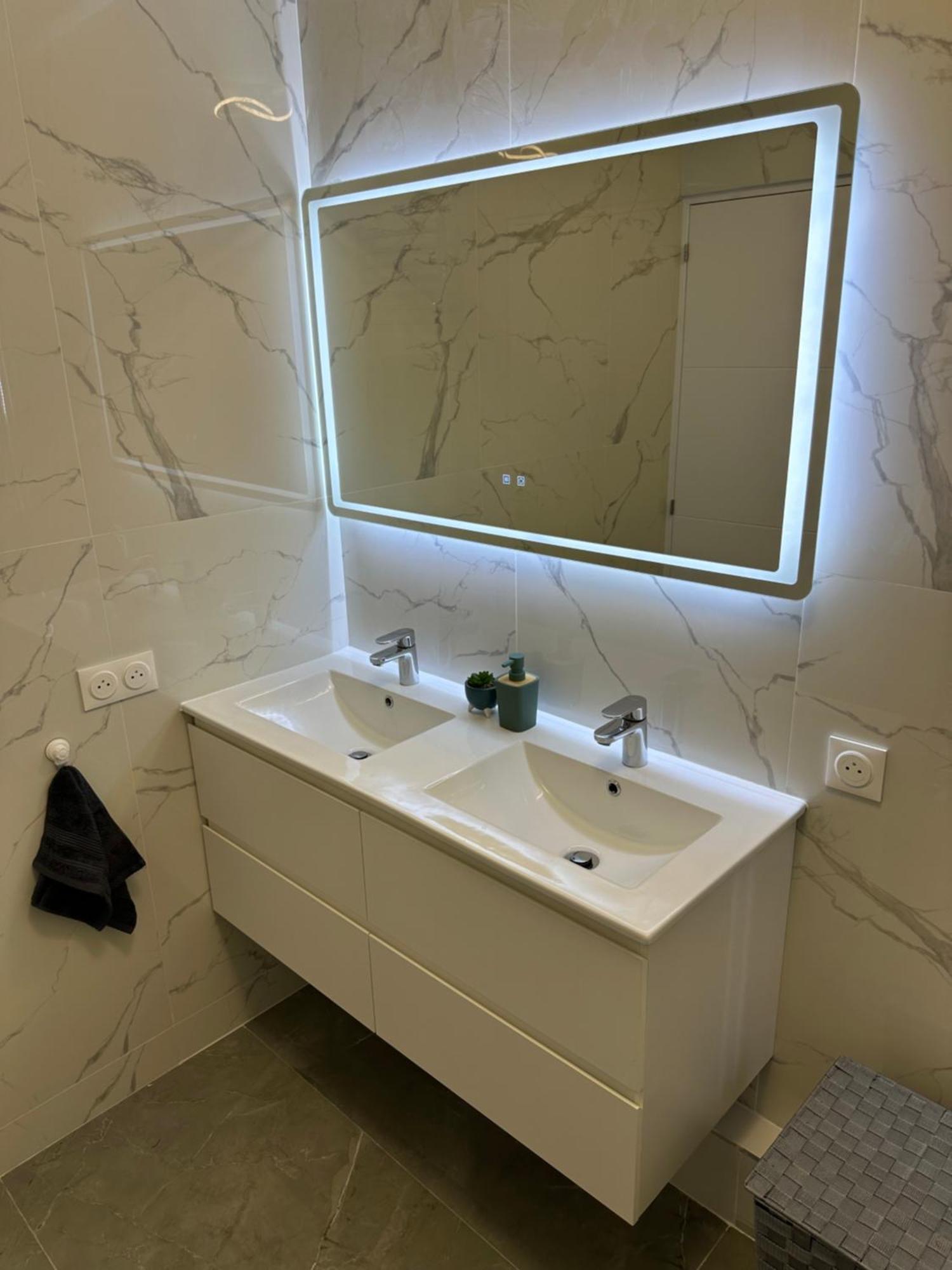 Paris Pantin Magnifique Appartement 4 Pieces De 108M2 Avec 2 Parking Interieur - Tres Cosy Pour 1 A 12 Personnes - Entierement Refait A Neuf Entire Apartment Luxurious And Warm - Pantin Paris 19 Eme Free Wifi Gratuit Eksteriør bilde