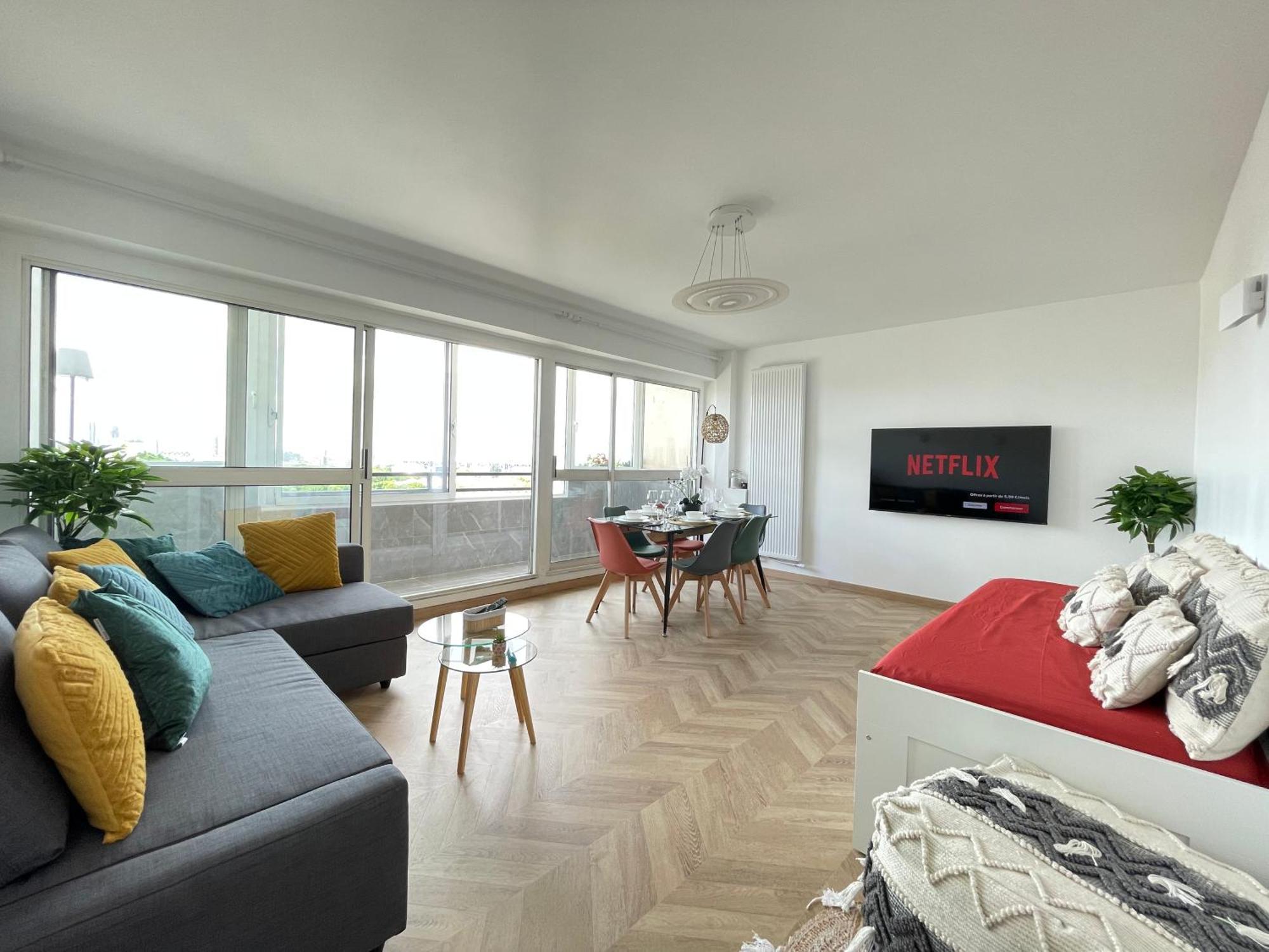 Paris Pantin Magnifique Appartement 4 Pieces De 108M2 Avec 2 Parking Interieur - Tres Cosy Pour 1 A 12 Personnes - Entierement Refait A Neuf Entire Apartment Luxurious And Warm - Pantin Paris 19 Eme Free Wifi Gratuit Eksteriør bilde