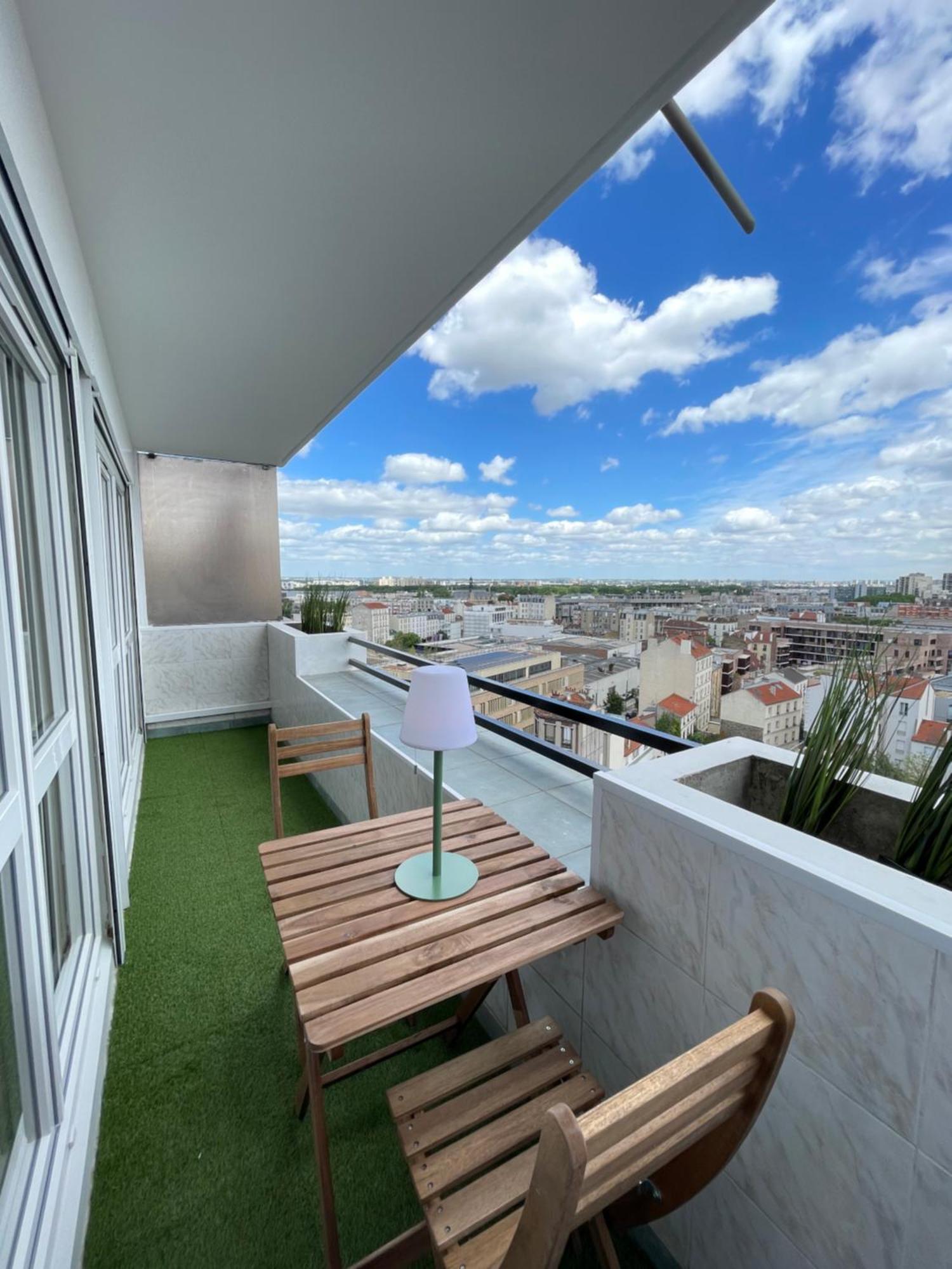 Paris Pantin Magnifique Appartement 4 Pieces De 108M2 Avec 2 Parking Interieur - Tres Cosy Pour 1 A 12 Personnes - Entierement Refait A Neuf Entire Apartment Luxurious And Warm - Pantin Paris 19 Eme Free Wifi Gratuit Eksteriør bilde