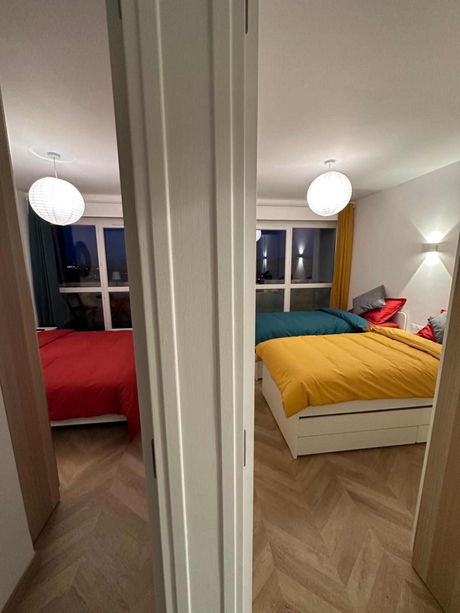Paris Pantin Magnifique Appartement 4 Pieces De 108M2 Avec 2 Parking Interieur - Tres Cosy Pour 1 A 12 Personnes - Entierement Refait A Neuf Entire Apartment Luxurious And Warm - Pantin Paris 19 Eme Free Wifi Gratuit Eksteriør bilde